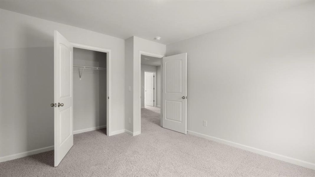 Spacious, unfurnished interior of a new home in Oconee Overlook, Gainesville (Image 34). Spacious, unfurnished interior of a new home in Oconee Overlook, Gainesville (Image 34).