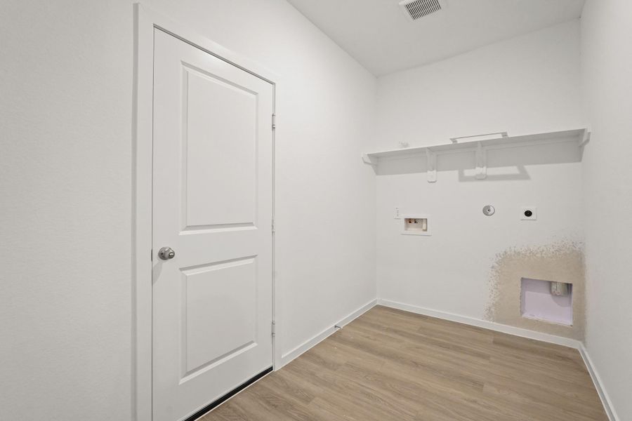 Spacious, unfurnished interior of a new home in Presswoods, Splendora (Image 21).