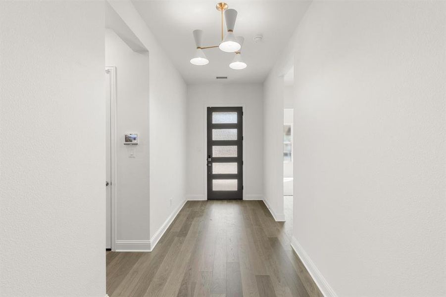 Spacious, unfurnished interior of a new home in Hillstead, Lavon (Image 19).