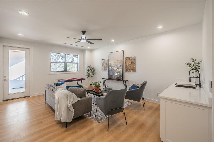 Furnished interior view inside a new home in , Colleyville (Image 6).