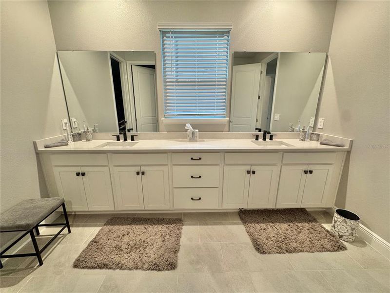 Furnished interior view inside a new home in Windwater, Parrish (Image 39). Furnished interior view inside a new home in Windwater, Parrish (Image 39).