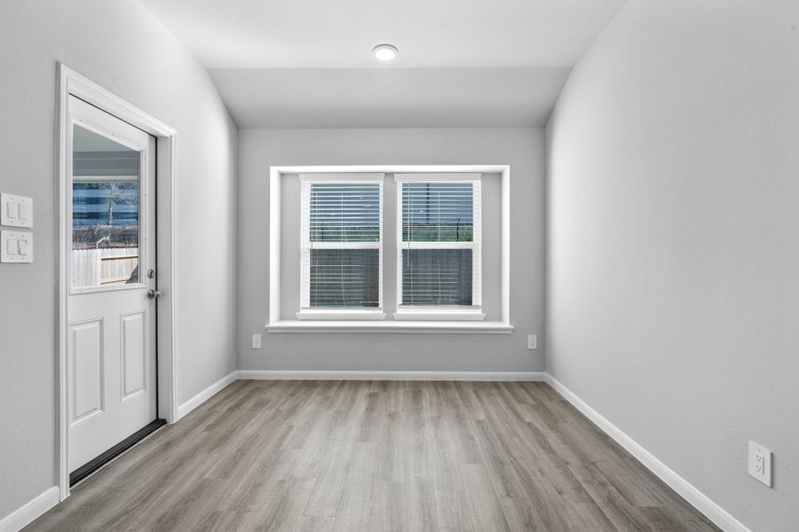 Spacious, unfurnished interior of a new home in Montgomery Ridge, Montgomery (Image 22).