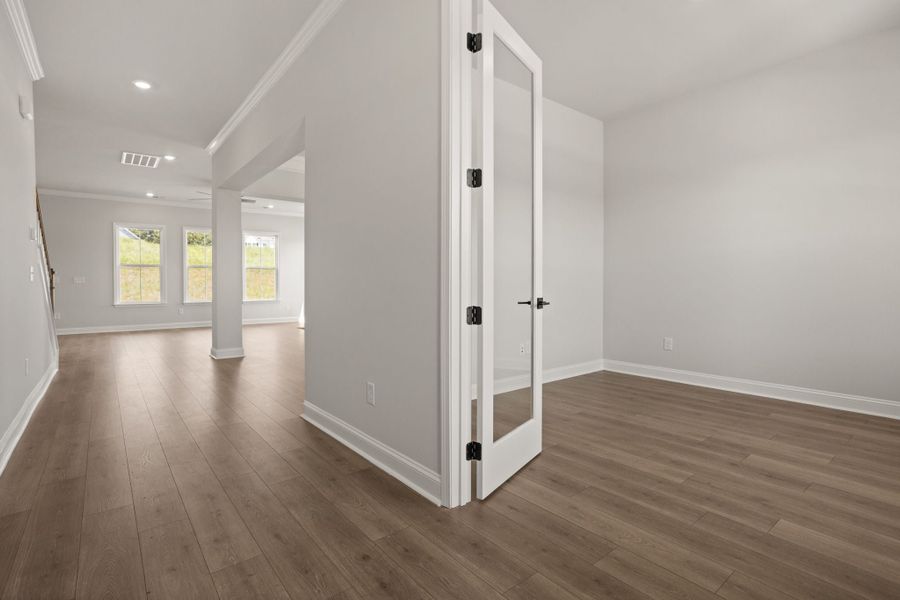 3,018sf New Home in Simpsonville, SC.  - Slide 4