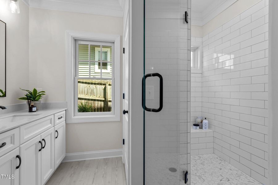 60-web-or-mls-2N6A5111