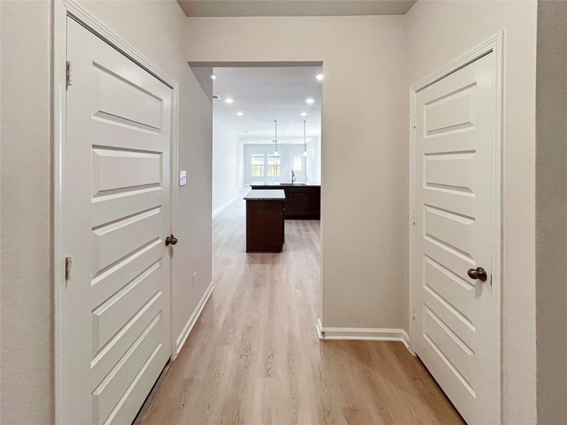 The Cardinal II- Foyer. Sample image for illustration; upgrades, options, and colors may vary. The Cardinal II- Foyer. Sample image for illustration; upgrades, options, and colors may vary.