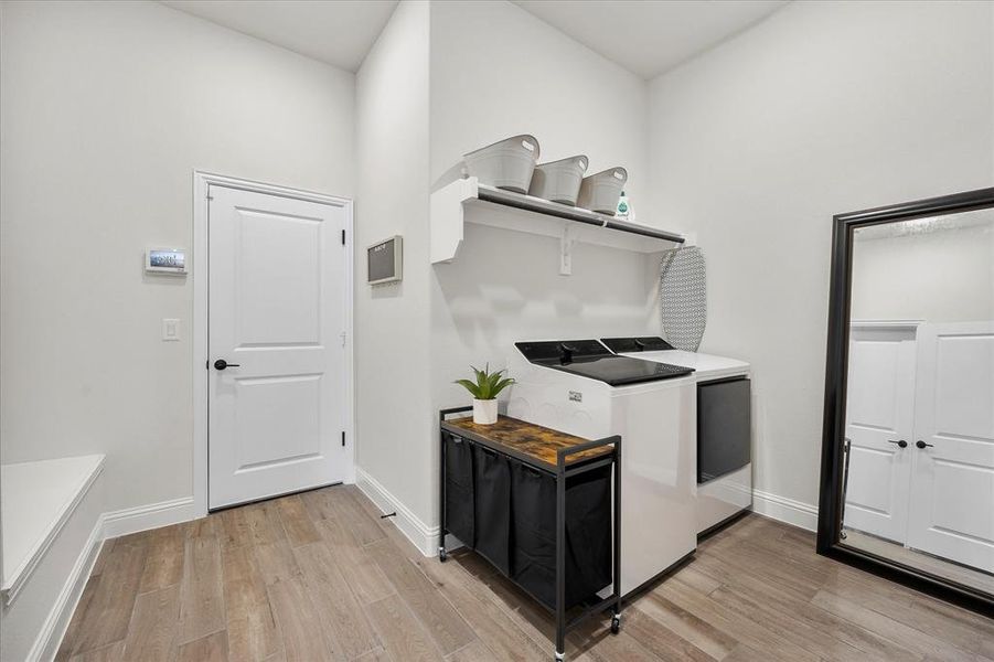 Furnished interior view inside a new home in Sonoma Verde, McLendon-Chisholm (Image 31).