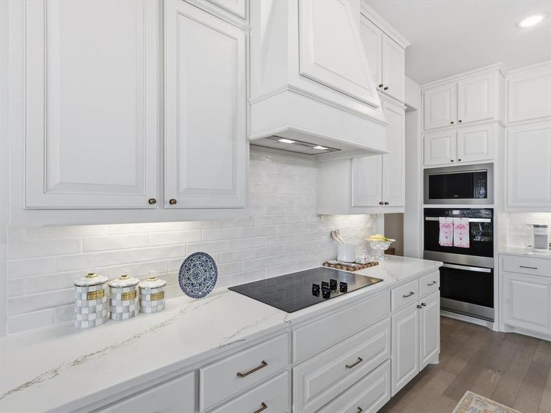 Furnished interior view inside a new home in , New Fairview (Image 25).