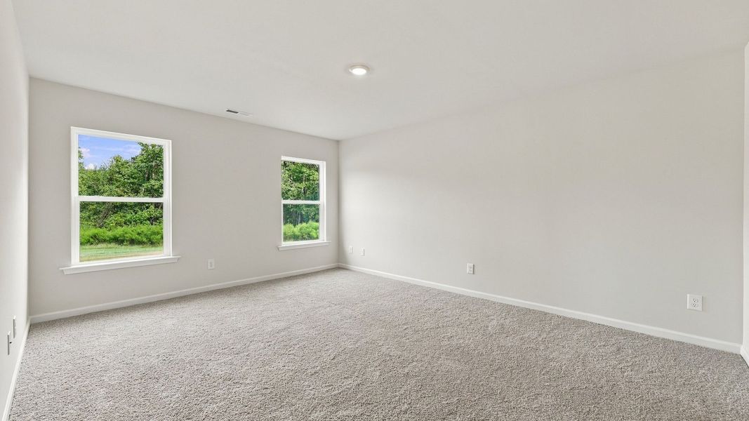 Spacious, unfurnished interior of a new home in Bynum Farms, Farmville (Image 17).