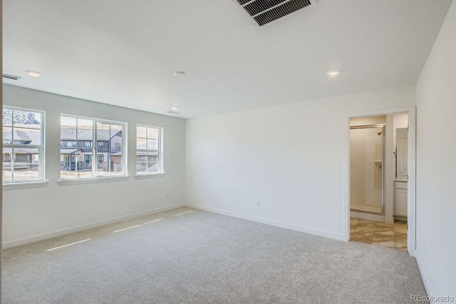 Spacious, unfurnished interior of a new home in Ken-Caryl Ranch: The Monarch Collection, Littleton (Image 9). Spacious, unfurnished interior of a new home in Ken-Caryl Ranch: The Monarch Collection, Littleton (Image 9).