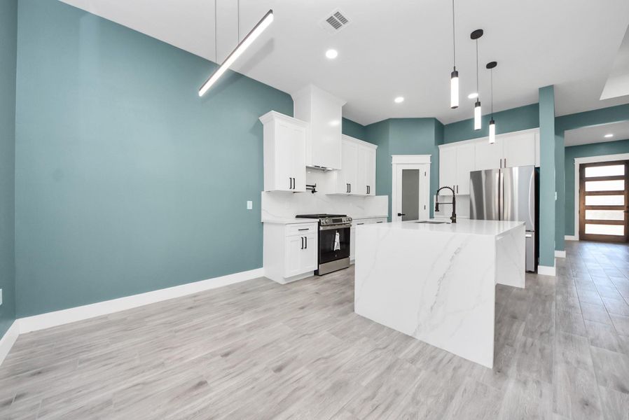 Furnished interior view inside a new home in , Pasadena (Image 30).