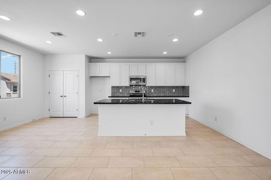 14663 W Sand Hills Rd - Ready Now