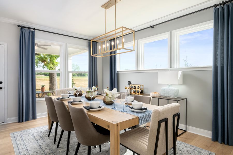 Dining Dining