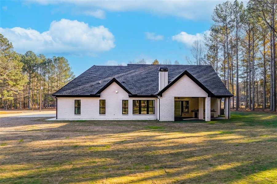 Exterior details and patio area of a home in , Monroe (Image 30).