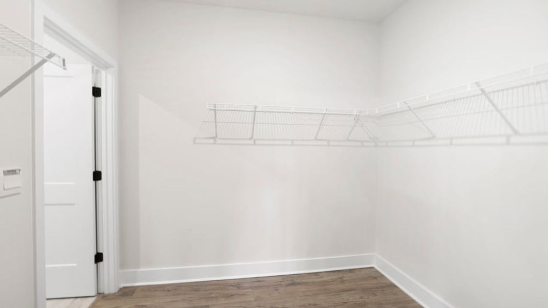 Spacious, unfurnished interior of a new home in Adams Glen, Greenville (Image 34).