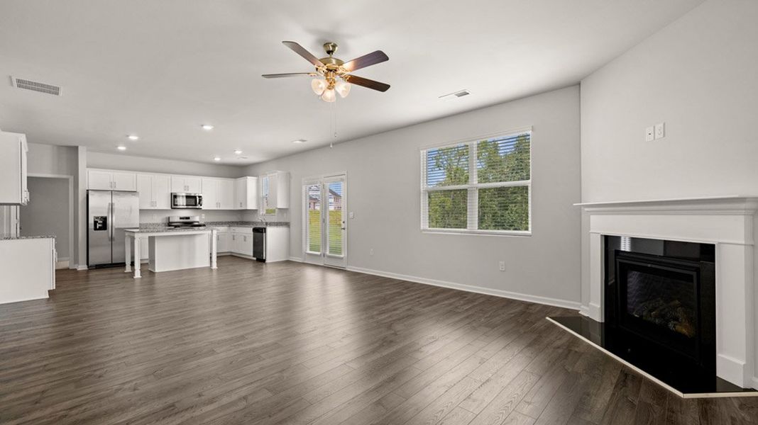 Representative unfurnished interior of a home built from the Mansfield by D.R. Horton in Chukker Creek Landing, Aiken (Image 16).