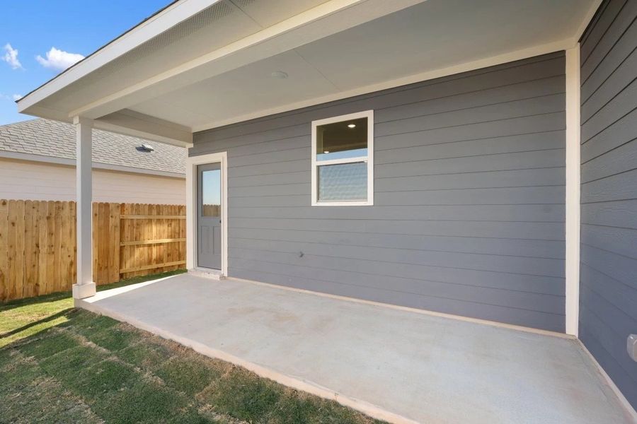 Exterior details and patio area of a home in Patterson Ranch, Georgetown (Image 26).