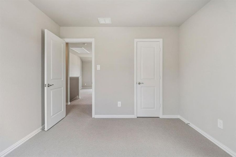 Photo is not of the actual home, but is an inspirational photo of builder’s model home and may depict options, furnishings, and/or decorator features that are not included. Photo is not of the actual home, but is an inspirational photo of builder’s model home and may depict options, furnishings, and/or decorator features that are not included.