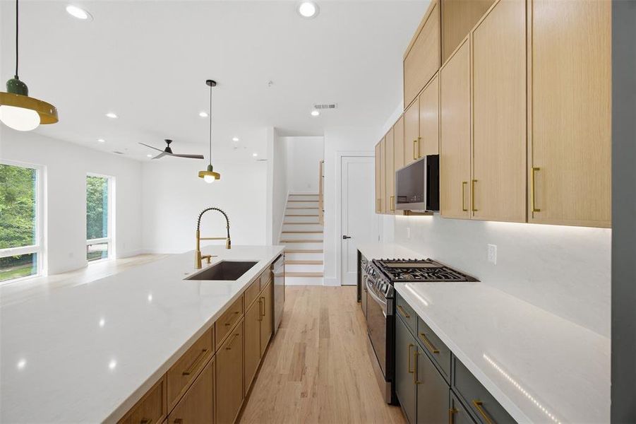 Furnished interior view inside a new home in , Dallas (Image 6).