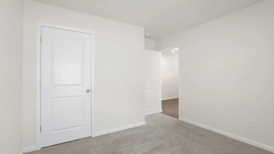 Spacious, unfurnished interior of a new home in Rydele Heights - Express, Asheville (Image 21).