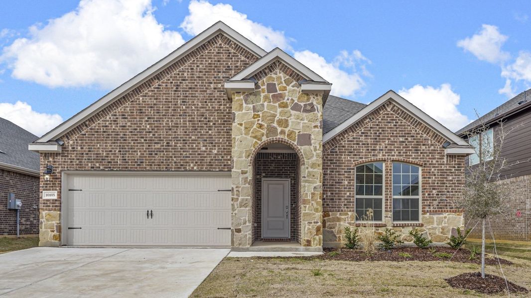 Representative exterior photo of a completed home built from the Ivery II by D.R. Horton in Trailstone, Caddo Mills, TX (Image 1). Representative exterior photo of a completed home built from the Ivery II by D.R. Horton in Trailstone, Caddo Mills, TX (Image 1).