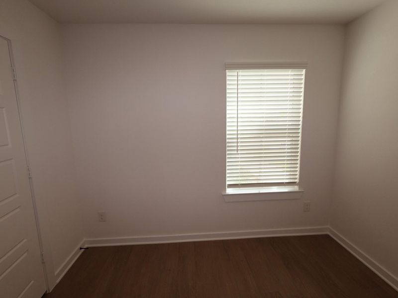 Spacious, unfurnished interior of a new home in Summerview, Fulshear (Image 23).