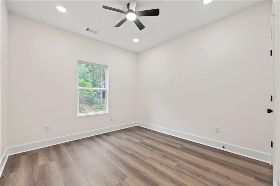 Spacious, unfurnished interior of a new home in , Gainesville (Image 29). Spacious, unfurnished interior of a new home in , Gainesville (Image 29).
