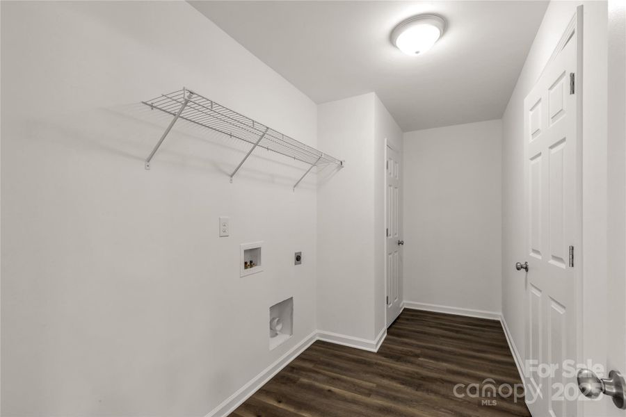 Spacious, unfurnished interior of a new home in , Rock Hill (Image 24).