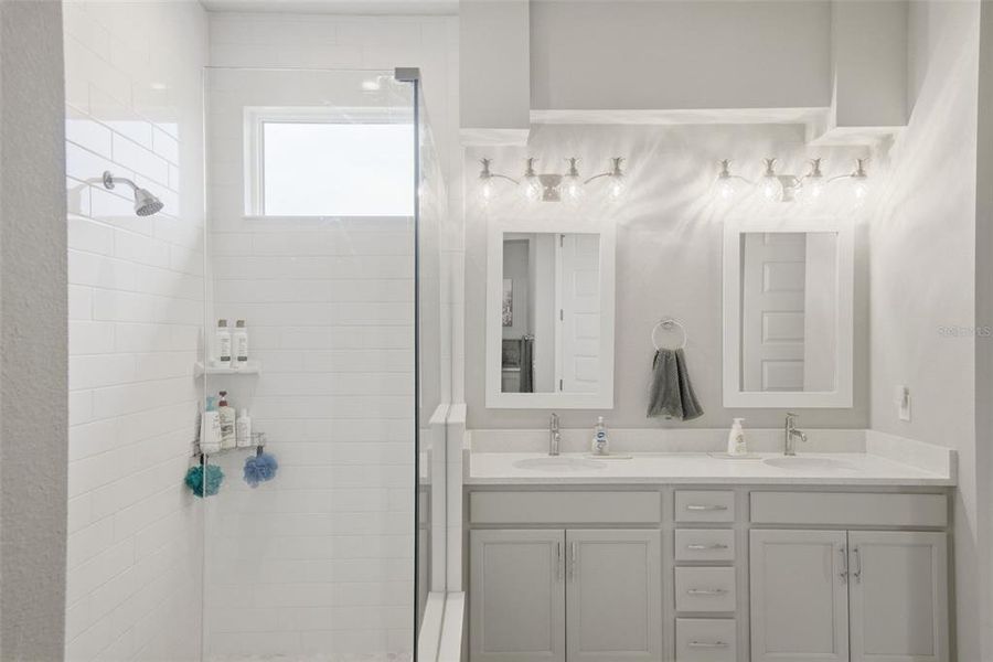 Furnished interior view inside a new home in , Deland (Image 34).