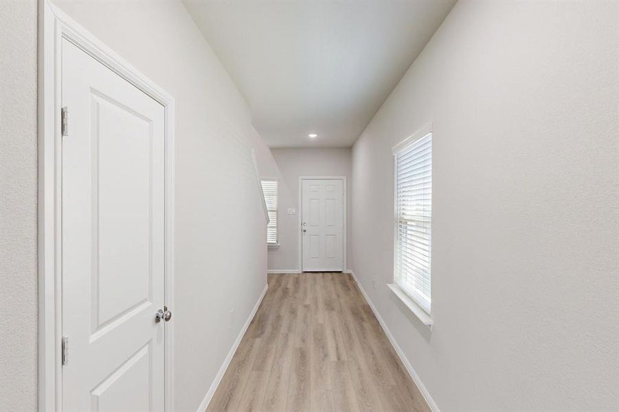 Spacious, unfurnished interior of a new home in ValleyBrooke, Mesquite (Image 27). Spacious, unfurnished interior of a new home in ValleyBrooke, Mesquite (Image 27).