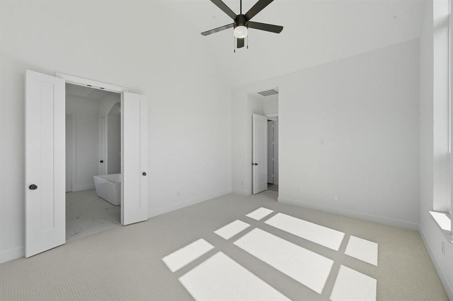 Spacious, unfurnished interior of a new home in Star Trail: 55ft. lots, Prosper (Image 15). Spacious, unfurnished interior of a new home in Star Trail: 55ft. lots, Prosper (Image 15).