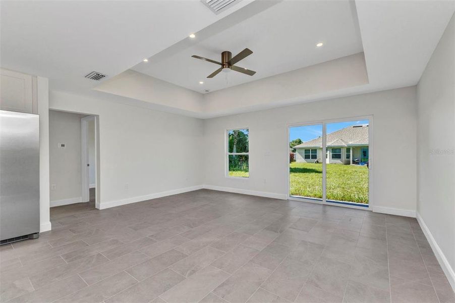 Spacious, unfurnished interior of a new home in , North Port (Image 19).