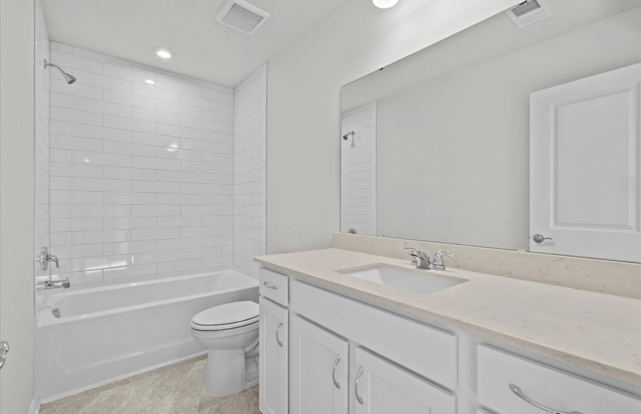 Furnished interior view inside a new home in Fox Hollow, Spartanburg (Image 11).