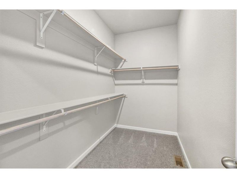 Spacious, unfurnished interior of a new home in Highlands Preserve, Mead (Image 13).