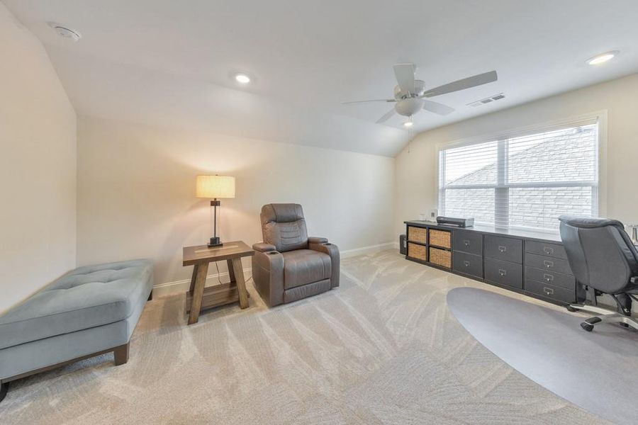 Furnished interior view inside a new home in Madeira, Acworth (Image 9).