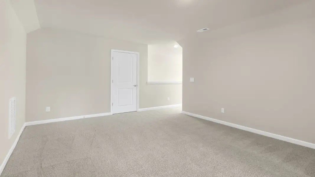 Spacious, unfurnished interior of a new home in The Villas at Galvins Ridge, Sanford (Image 30).