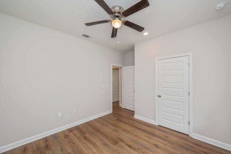 Spacious, unfurnished interior of a new home in Barton's Bend, Crestview (Image 22). Spacious, unfurnished interior of a new home in Barton's Bend, Crestview (Image 22).