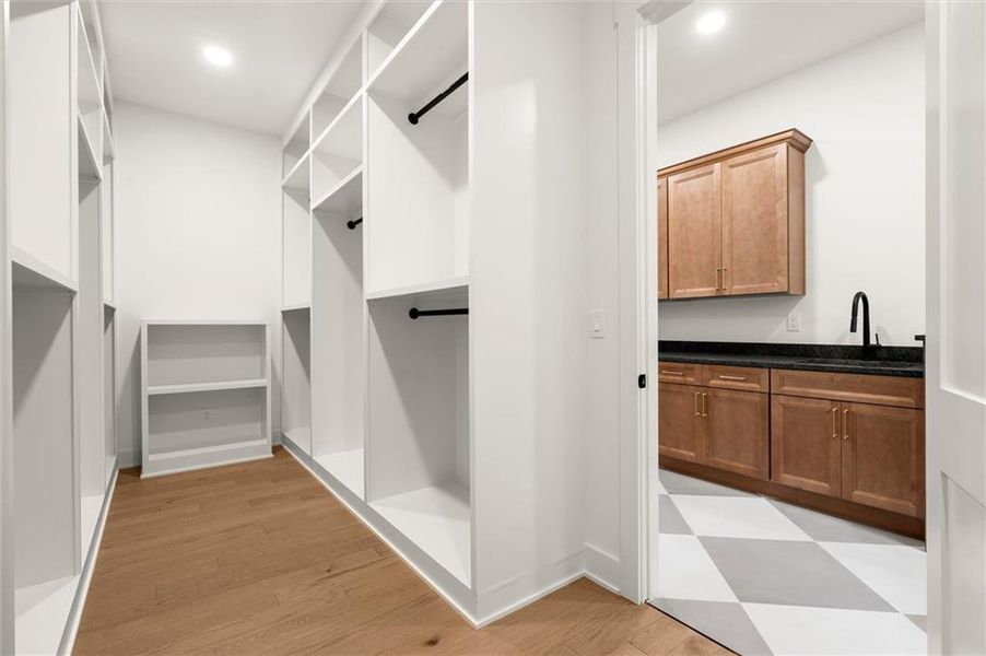 Image 69 of a home in .