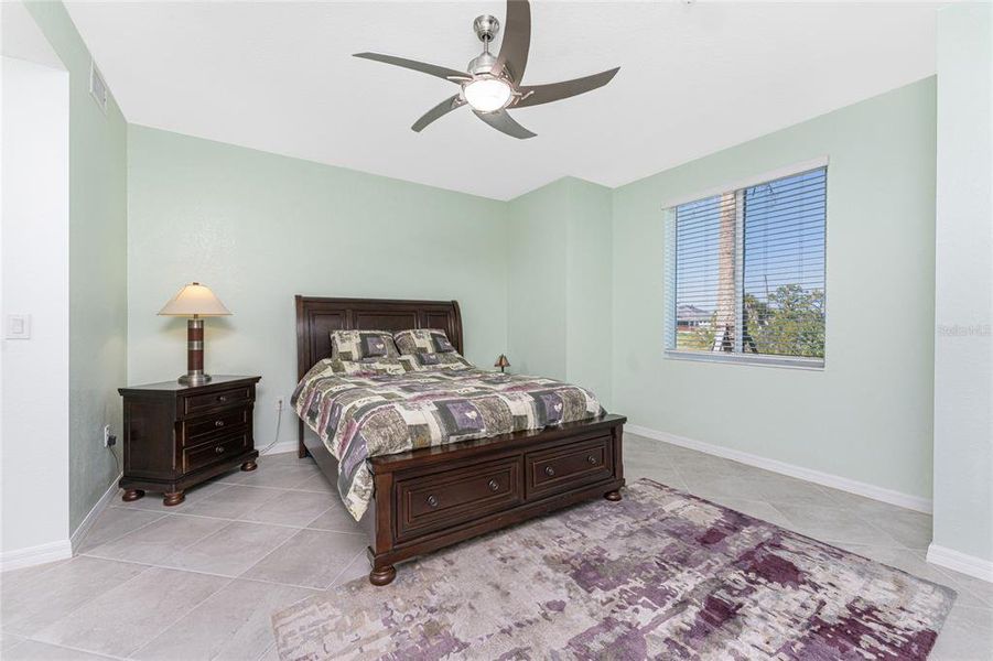 Furnished interior view inside a new home in Heritage Landing: Veranda Condominiums, Punta Gorda (Image 16).