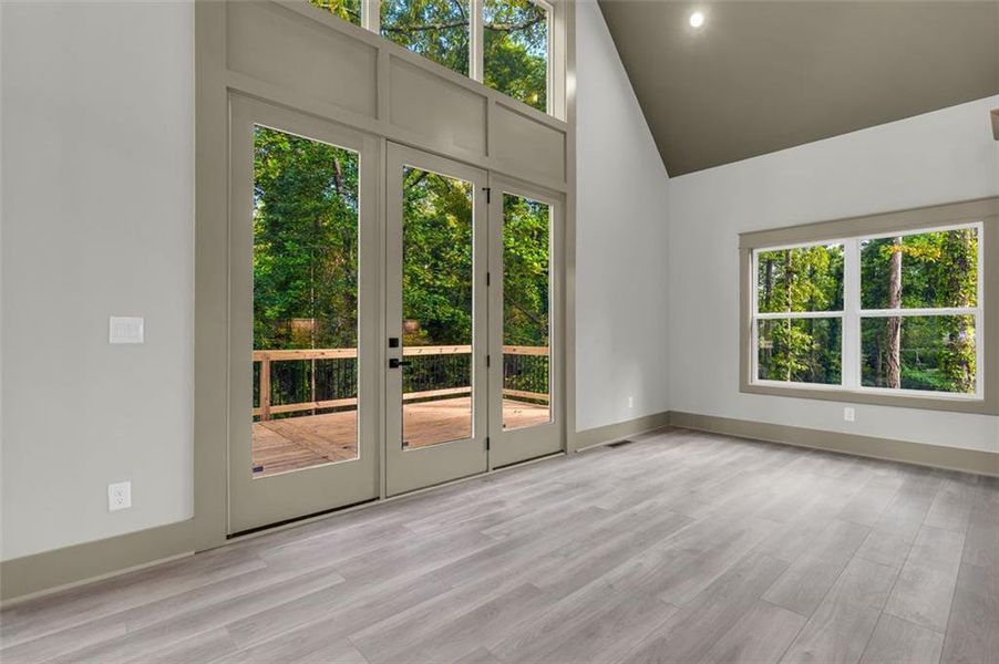 Spacious, unfurnished interior of a new home in , Monroe (Image 47).