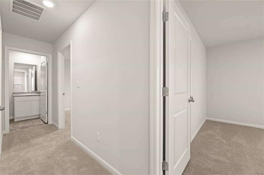 Spacious, unfurnished interior of a new home in Poplar Preserve, Newnan (Image 15).