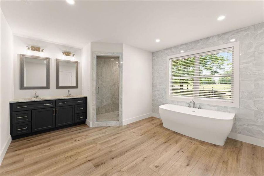 Furnished interior view inside a new home in , Jefferson (Image 36).