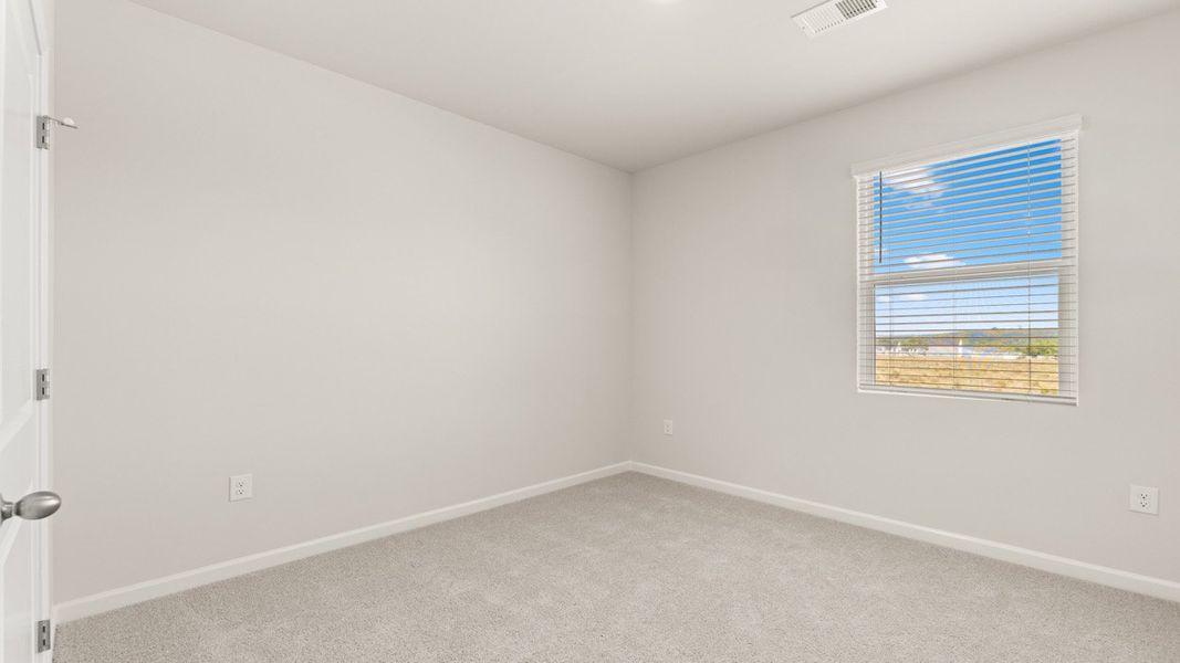 Spacious, unfurnished interior of a new home in Byrd Village, Graniteville (Image 16).
