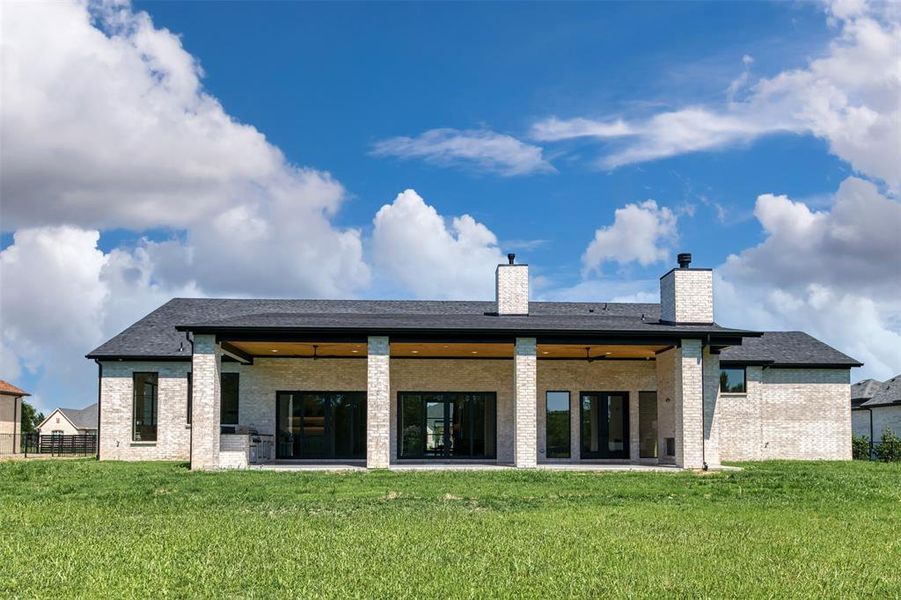 Exterior details and patio area of a home in , Heath (Image 3).