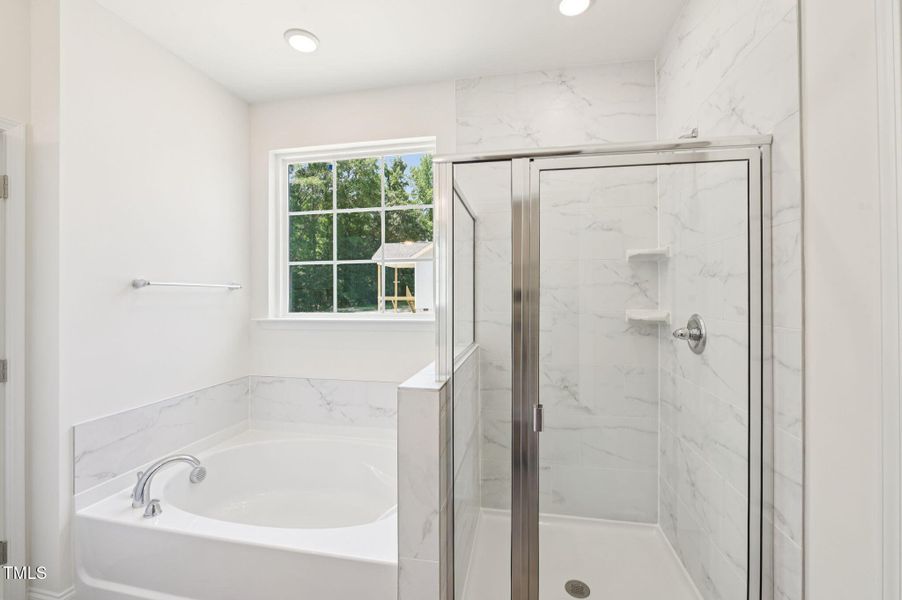 30-web-or-mls-236 Alden Way-030