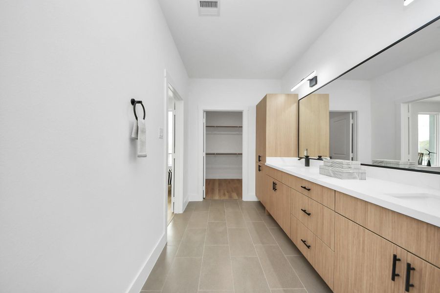 Main Bath Long View Main Bath Long View