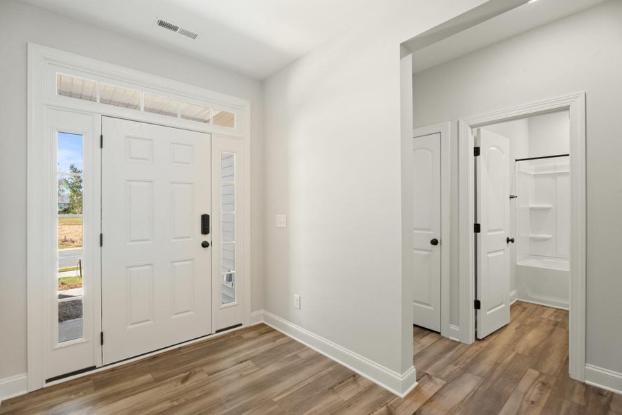 Spacious, unfurnished interior of a new home in Hopewell Garden, Winston-Salem (Image 12).