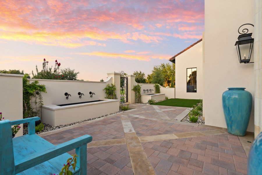 Exterior details and patio area of a home in , Horseshoe Bay (Image 2). Exterior details and patio area of a home in , Horseshoe Bay (Image 2).
