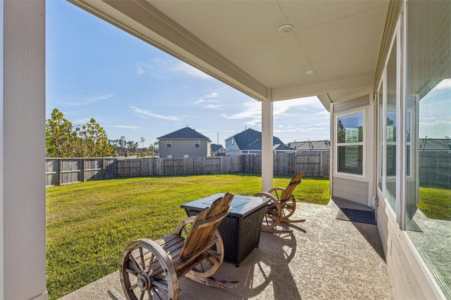 Exterior details and patio area of a home in , Willis (Image 28).