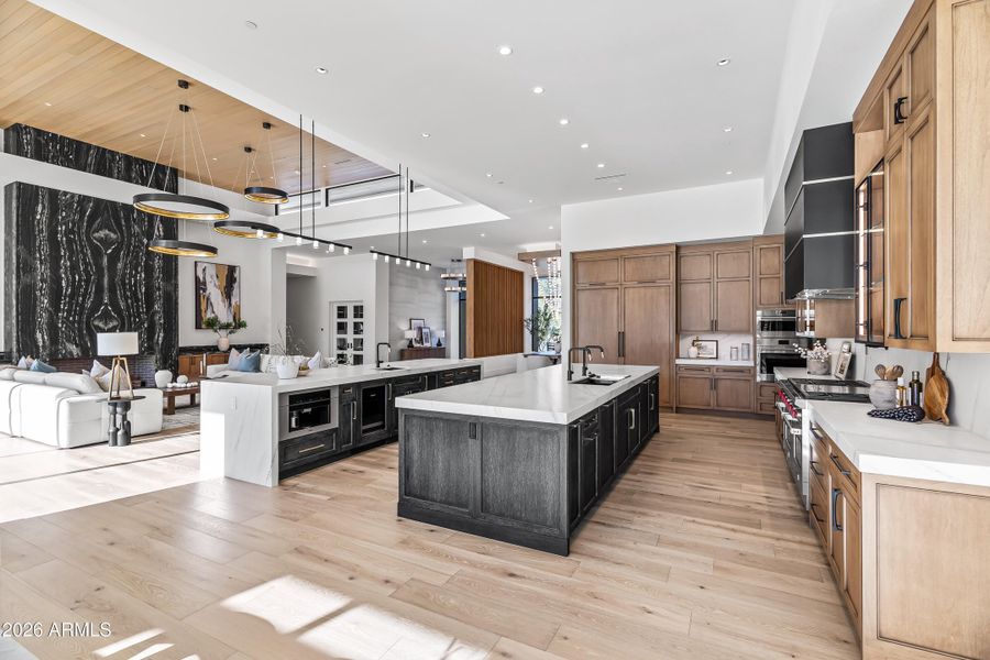 untitled (11 of 62) untitled (11 of 62)