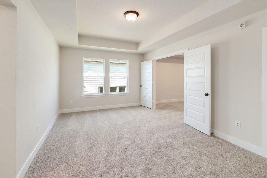Spacious, unfurnished interior of a new home in Parmer Ranch - 60', Georgetown (Image 21).